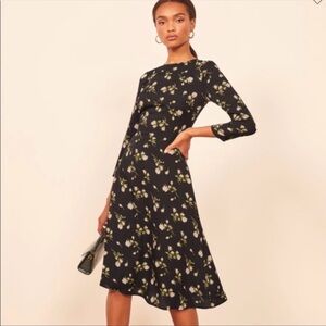 Reformation Moon Dress in Rosalee Black Floral Midi Dress Size 8